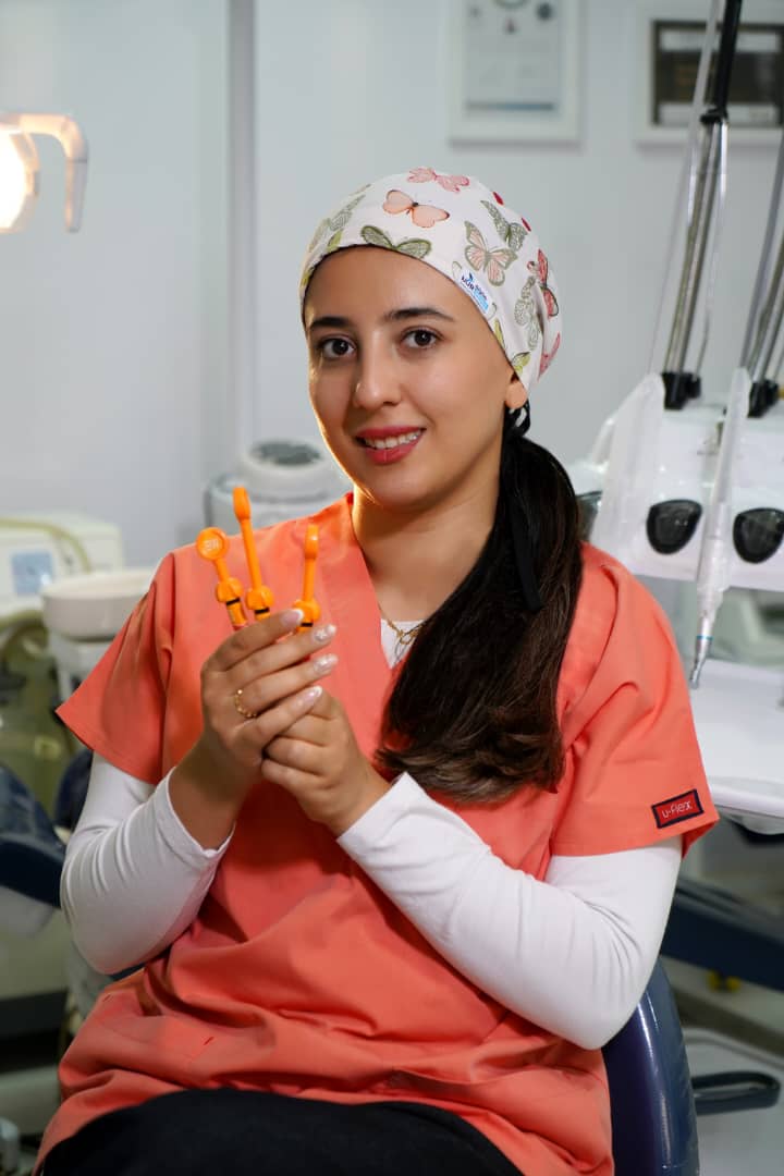 مطب دندانپزشکی دکتر محدثه نصیری در قوچان